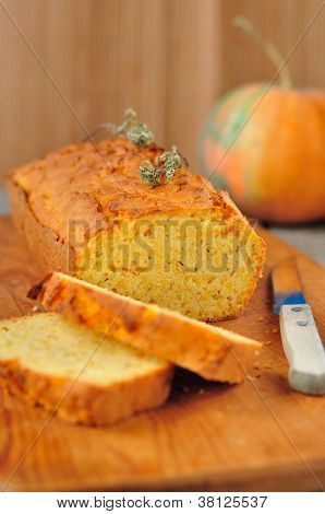 Zucca e Timo torta di farina di mais