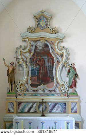 BRDOVEC CROATIA - SEPTEMBER 17, 2012: Altar of St. Anthony of Padua in the Church of St. Vitus in Brdovec, Croatia