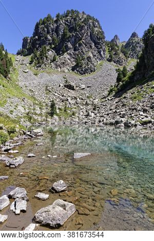 Leama Lake, A Green Mountain Lake In Belledonne