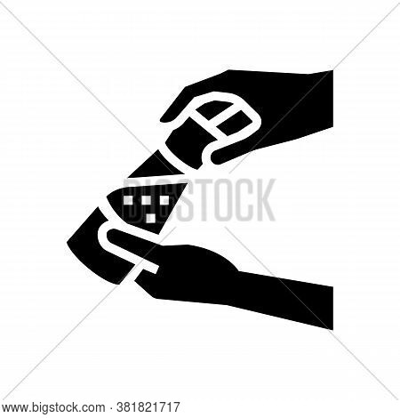 Red Pepper Flavoring Dish Glyph Icon Vector. Red Pepper Flavoring Dish Sign. Isolated Contour Symbol