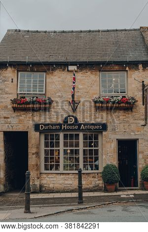 Stow-on-the-wold, Uk - July 10, 2020: Facade Of The Durham House Antiques In Stow-on-the-wold, A Mar