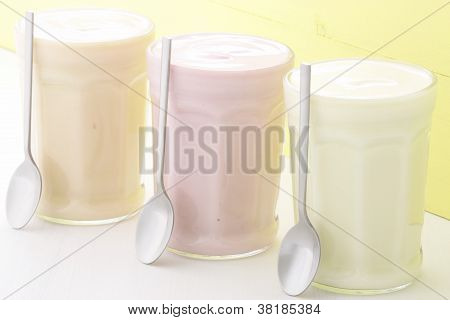 delizioso yogurt fresco