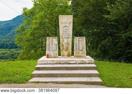 Dolje, Slovenia - July 26 2020. A Commemorative Memorial Near The Village Of Dolje In Primorska, Wes