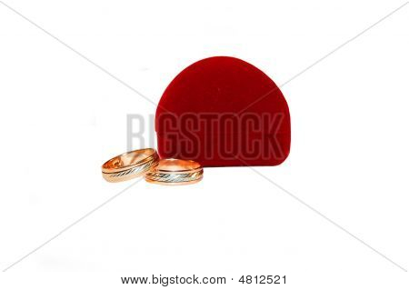 Due fedi e cuscino rosso