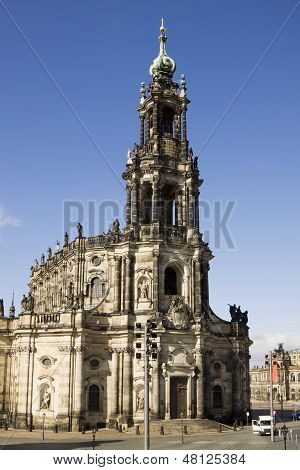 Der Hofkirche In Dresden