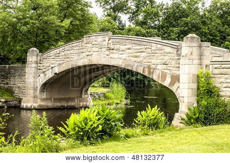 Brücke über Verona-See