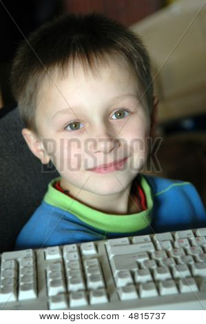 Boy e Computer.