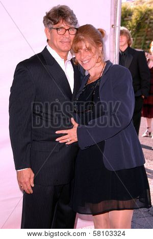 Eric Roberts and Eliza Roberts at the 2007 World Magic Awards to benefit Feed The Children. Barker Hangar, Santa Monica, CA. 10-13-07