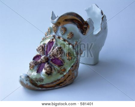AntiqueShoe
