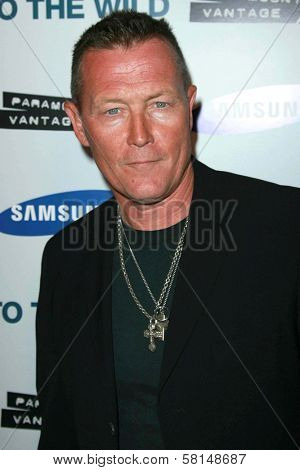 Robert Patrick at the premiere of 