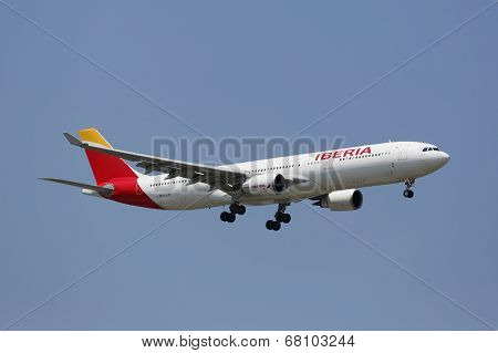 Iberia Airline Airbus A330 in New York sky before landing at JFK Airport