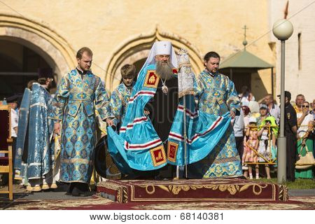 TIKHVIN, RUSSIA - JUL 9, 2014: Bishop Tikhvin and Lodeinopolskiy Mstislav celebrate Orthodox divine Liturgy on occasion celebrations of 10th anniversary of return of the Tikhvin icon of Mother of God.