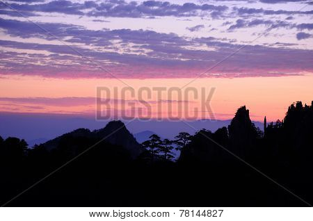 Sunrise over Huangshan Mountains