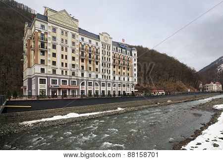 Heliopark Freestyle Hotel.