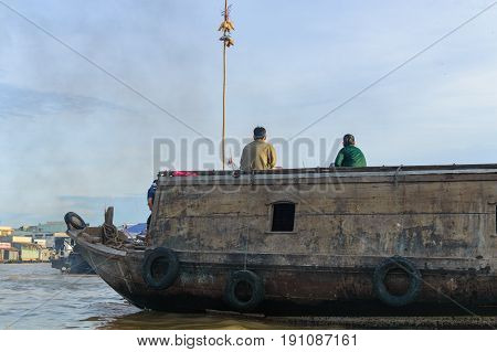 Flooting Market on the Mekong River near the city of Can Tho in the Mekong Delta in Vietnam