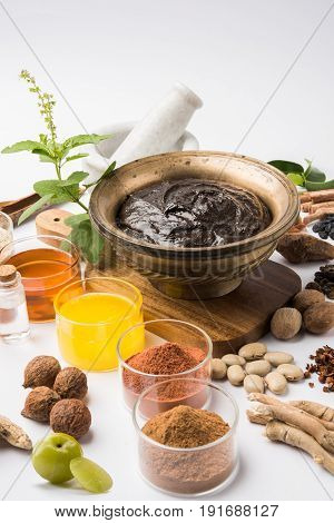 Indian Ayurvedic dietary supplement called Chyawanprash / chyavanaprasha is a cooked mixture of sugar, honey, ghee, Indian Gooseberry (amla), jam, sesame oil, berries, herbs and various spices