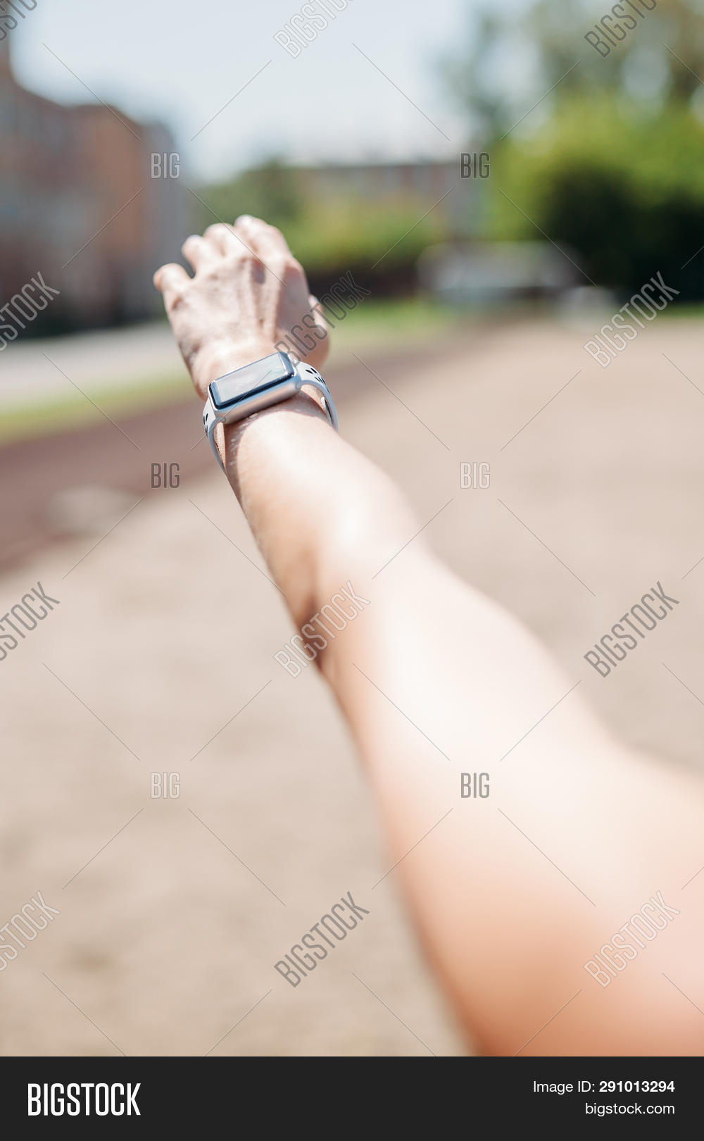 bright wrist smart watch