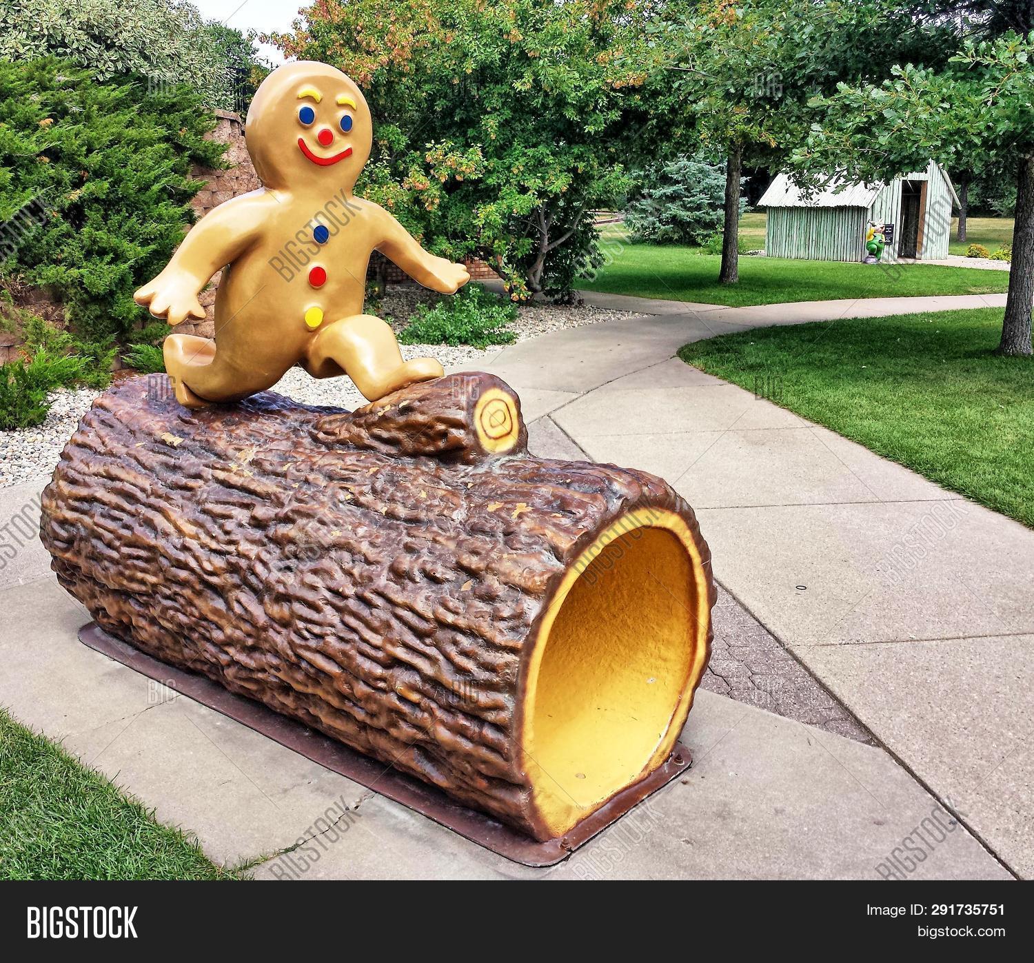 Aberdeen, South Dakota Image & Photo (Free Trial) Bigstock