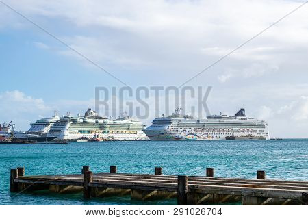 Philipsburg, St. Maarten - November 16, 2018: Norwegian (ncl) Star, Royal Caribbean Jewel And Serena