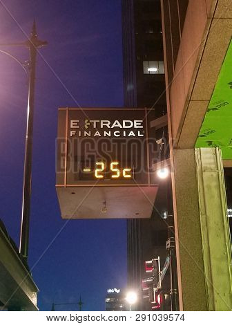 Chicago, Il January 31, 2019, Etrade Financial Bank Clock In Winter Reading Negative Twenty-five Deg