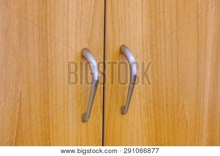 Wardrobe Doors. Close Up.
Wardrobe Doors. Close U P.