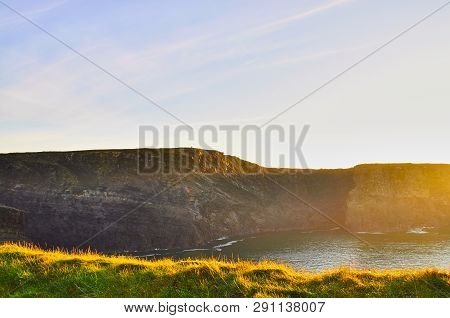 The Kilkee Cliff Walk Is A Scenic 2 To 3 Hour (8km) Moderate Loop Walk Along The Kilkee Cliffs Start