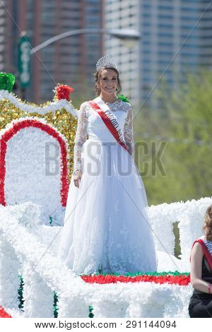 Chicago, Illinois, Usa - May 5, 2018: The Polish Constitution Day Parade, Polish Beauty Queens On A 
