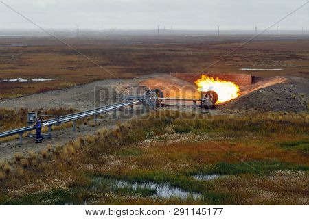 Oil, Gas Industry. Group Wellheads And Valve Armature, Oil, Gas Industry. Group Wellheads And Valve 