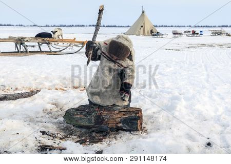 Nadym, Russia - April 27, 2018: Tundra, Open Area, The Boys In National Clothes In Cold Winter Weath