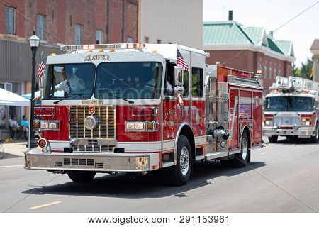 Jasper, Indiana, Usa - August 5, 2018: The Strassenfest Parade, Fire Engines From Jasper, With The A