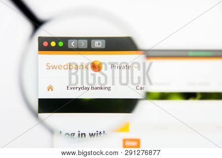 Los Angeles, California, Usa - 24 March 2019: Illustrative Editorial Of Swedbank Private Website Hom