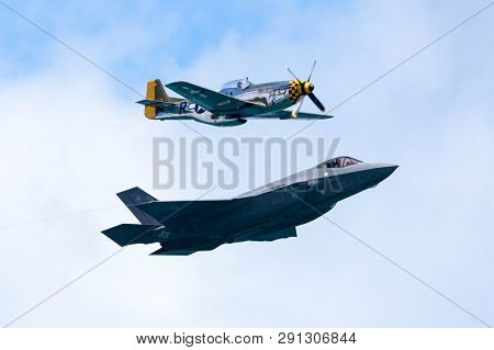 Chicago, Illinois, Usa - August 21, 2016: The Chicago Air And Water Show, F-35 Lightning Ii And A P-