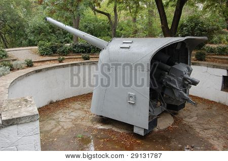 Marine Kanone. ww2monument in sebastopol