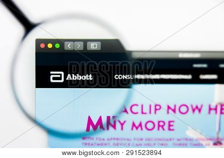 Los Angeles, California, Usa - 25 March 2019: Illustrative Editorial Of Abbott Laboratories Website 
