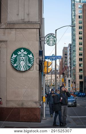 Ottawa, Canada - November 11, 2018: Starbucks Logo In Front Of Their Coffeehouse In Downtown Ottawa,