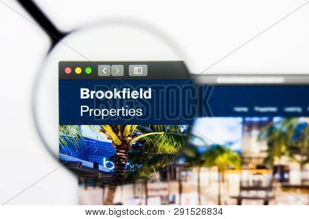 Los Angeles, California, Usa - 25 March 2019: Illustrative Editorial Of Brookfield Properties Websit