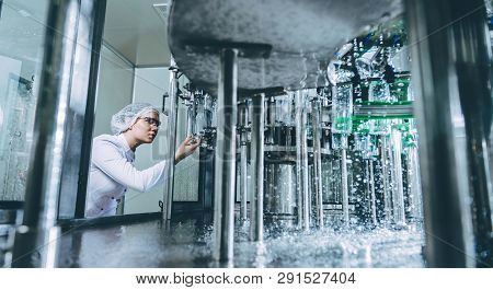 Water Bottling Line For Processing And Bottling Pure Spring Water