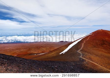 The Summit Of Mauna Kea, A Dormant Volcano On The Island Of Hawaii. Stunningly Beautiful Red Stone P