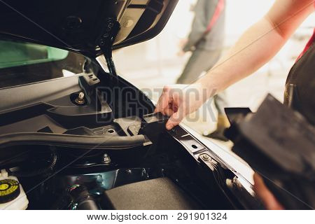Car Detailing Series : Glass Coating Final Procedure, Installation Under The Hood Mounts Under The A