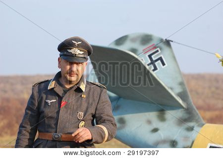 เคียฟ ยูเครน -6 nov: สมาชิกคลับประวัติดาวสีแดงไม่สวมประวัติศาสตร์เยอรมัน Luftwaffe