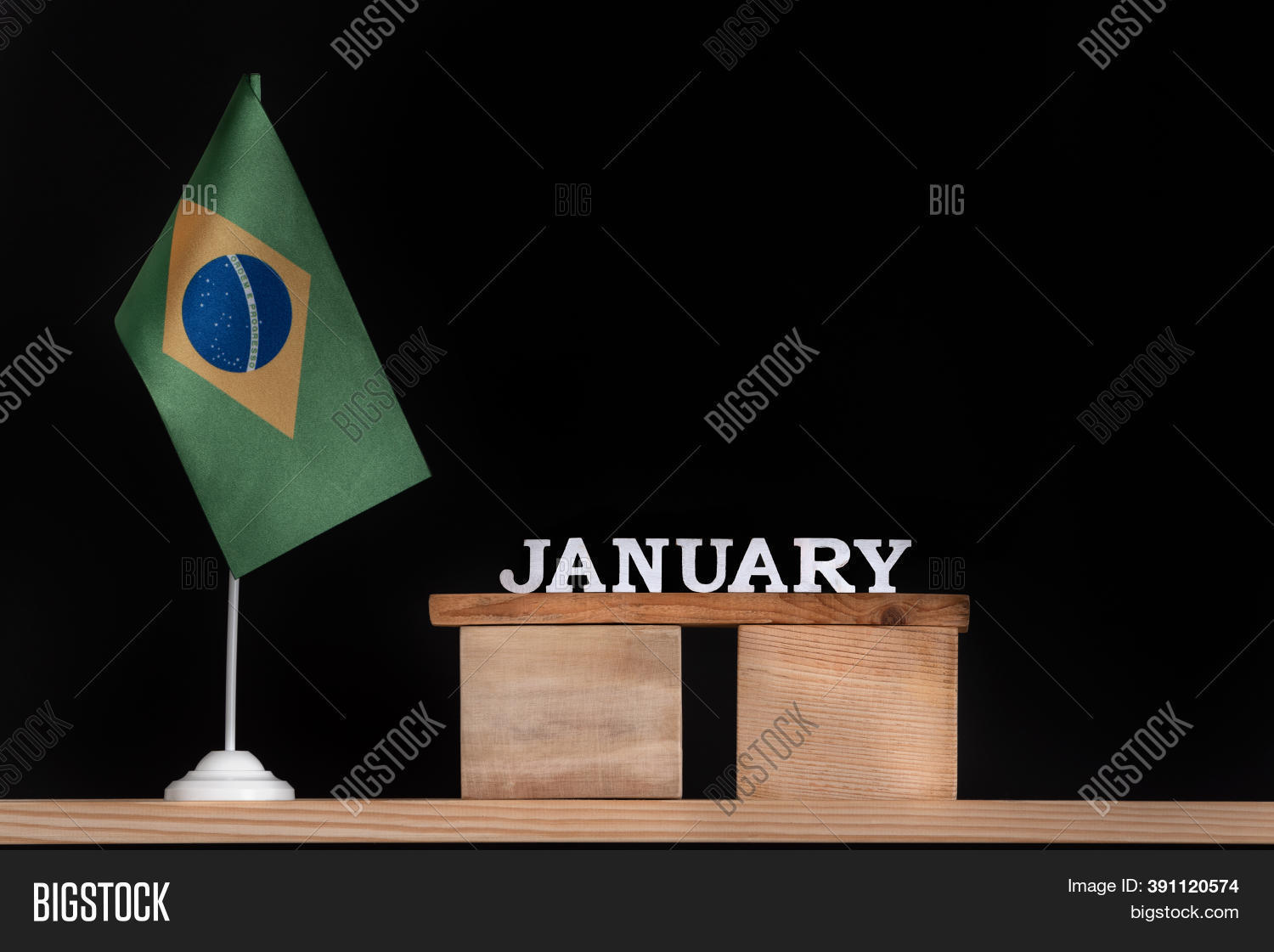 Wooden Calendar Image & Photo (Free Trial) | Bigstock