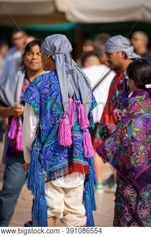 Zinacantan, Chiapas, Mexico, Sept 21, 2018: Group Of Mexican People With Traditional Dress With Flor