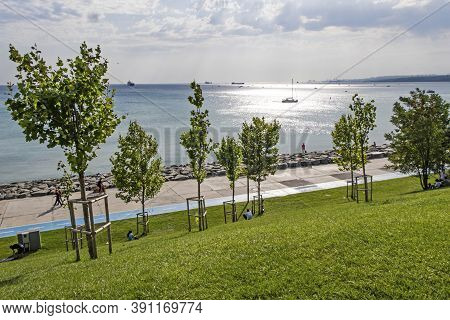 Florya,istanbul,turkey-august 22,2020.florya Social Facilities With Its Green Nature On The Shores O
