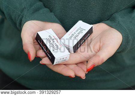 Young Girl Holds Juliette Has A Gun Lady Vengeance And Sunny Side Up Small Perfume Boxes. Juliette H