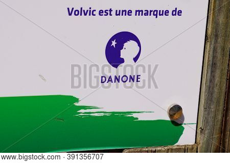 Volvic , Auvergne / France - 09 15 2020 : Volvic Danone Sign Text And Logo On Gate Of Industrial Ext