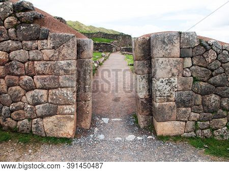 Detail Of Puka Pukara Or Puca Pucara, Inca Ruins In Cusco Or Cuzco Town, Peru