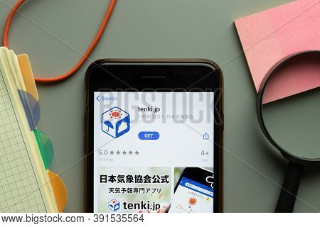 New York, Usa - 26 October 2020: Tenki.jp Tenki Mobile App Logo On Phone Screen Close Up, Illustrati