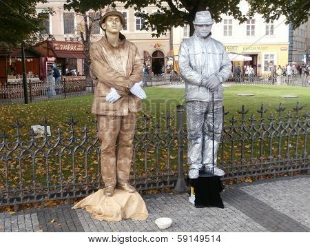 Living statues in street of Prague