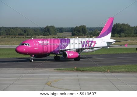 WizzAir Airbus A320