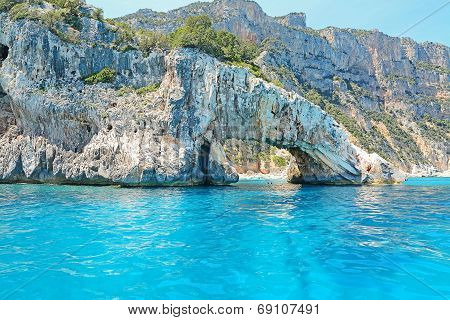 Rocky Arch